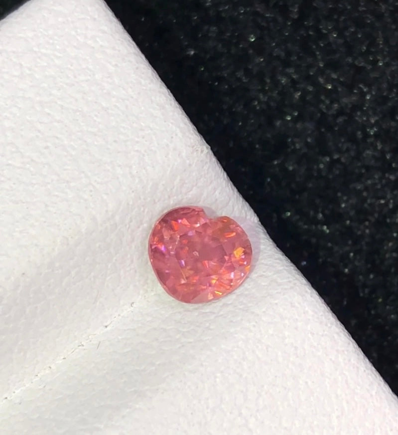 Master Cut Imperial Zircon