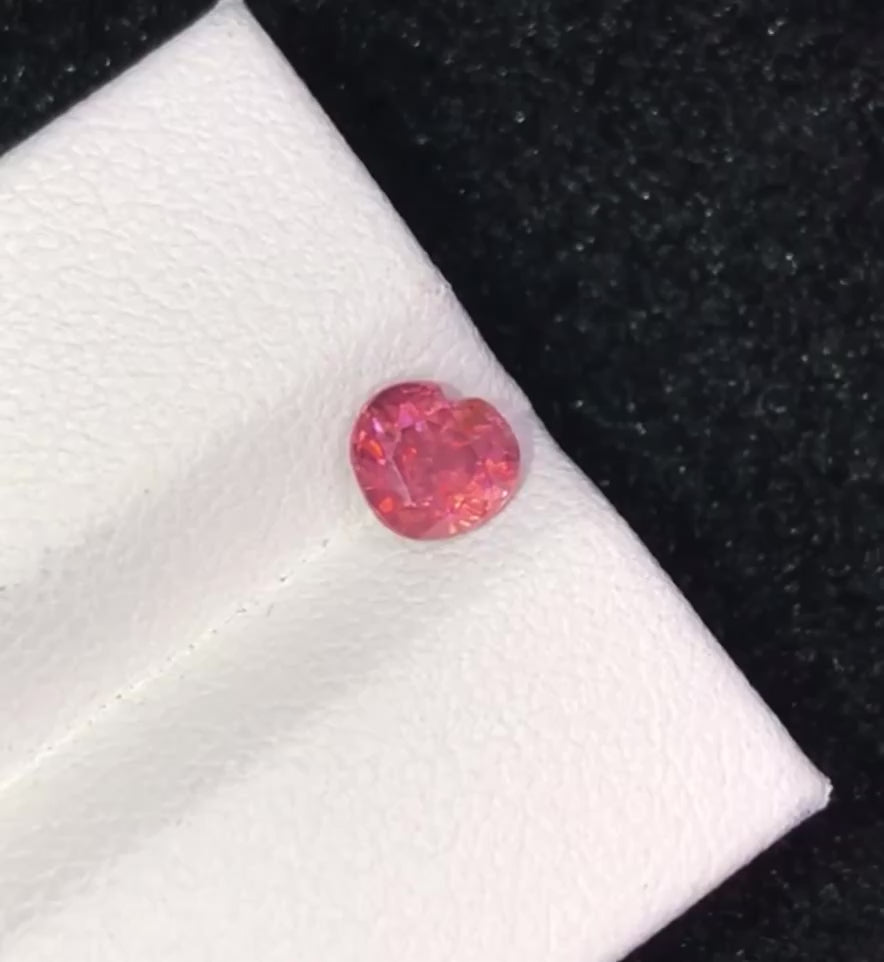 Master Cut Imperial Zircon